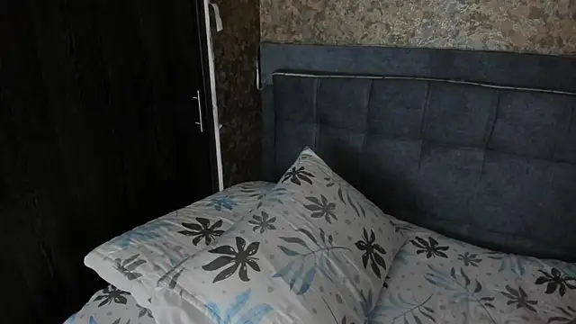 megan cros online show from March 2026 03:30:01 PM