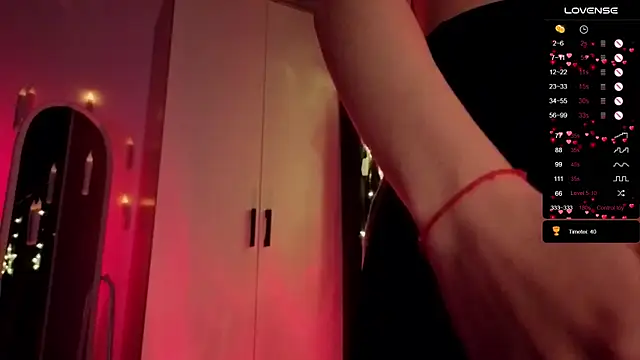 Nestyzz online show from April 2026 08:28:02 PM