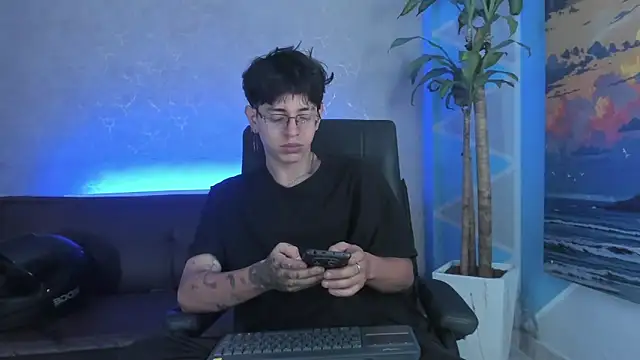 Angel scott2 online show from March 2026 11:28:02 AM