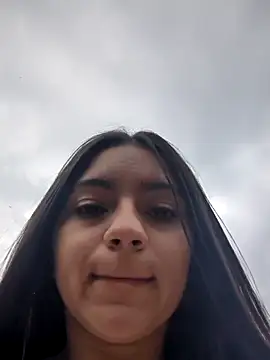 DulceCaroX online show from April 2026 06:46:02 PM