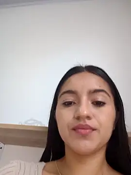 DulceCaroX online show from June 2026 01:01:01 PM
