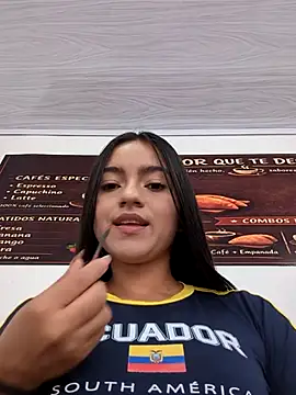 Snapshot of DulceCaroX chatting on June 2026 01:04:02 PM DulceCaroX online show from June 2026 01:04:02 PM