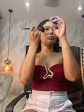 Miaafoxx   online show from March 2026 07:30:01 PM