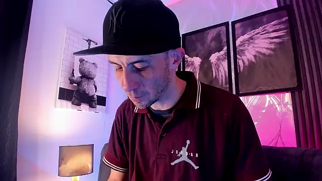 Snapshot of Milanwhite_ chatting on February 2026 11:42:01 AM Milanwhite online show from February 2026 11:42:01 AM