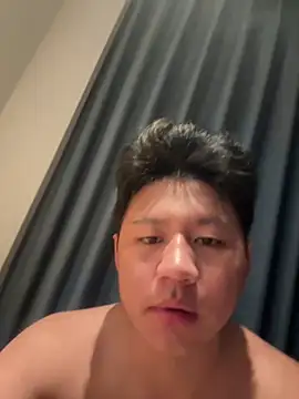 zhuendong000001 online show from April 2026 01:26:01 PM