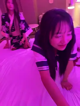 zhuendong000001 online show from April 2026 04:58:02 PM