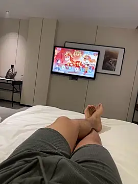 zhuendong000001 online show from April 2026 01:14:01 PM