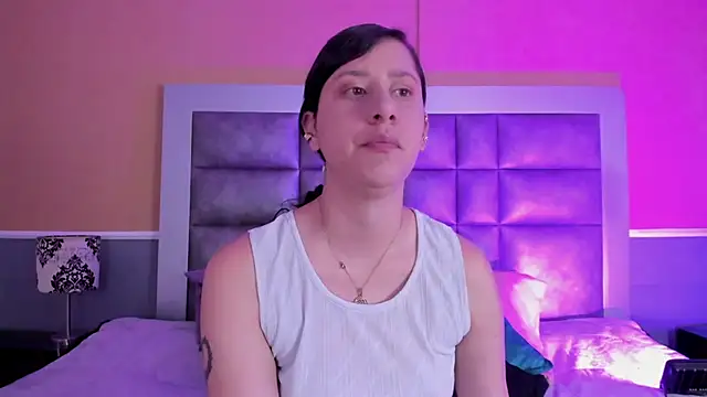 LunaDamasco online show from March 2026 07:08:01 PM