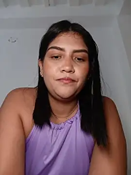Snapshot of EmiliaVincenzo chatting on March 2026 03:20:02 PM EmiliaVincenzo online show from March 2026 03:20:02 PM