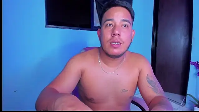 Snapshot of edgarsexxx chatting on February 2026 07:10:02 AM edgarsexxx online show from February 2026 07:10:02 AM