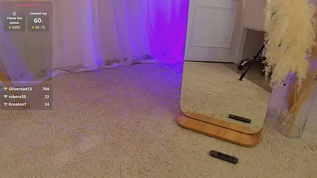 Snapshot of Scarlet_Muse_ chatting on July 2026 02:13:01 PM Scarlet Muse online show from July 2026 02:13:01 PM