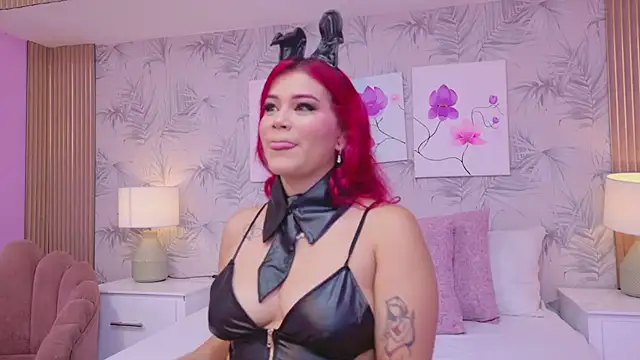 Snapshot of CherryTayloor chatting on February 2026 03:18:01 AM CherryTayloor online show from February 2026 03:18:01 AM