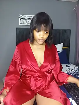 Divine Beautyxx online show from July 2026 12:17:01 AM