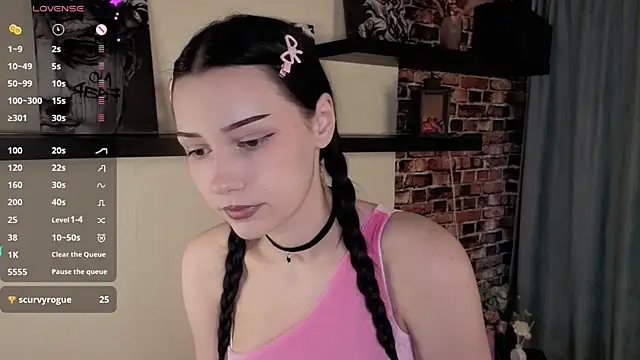 Six Seven7 online show from April 2026 12:10:01 PM