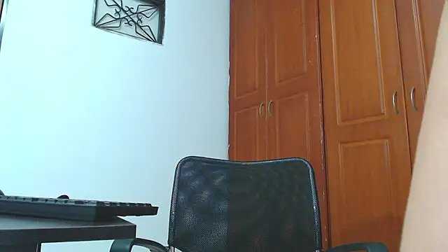 Snapshot of lorena_bv1 chatting on March 2026 04:19:01 AM lorena bv1 online show from March 2026 04:19:01 AM