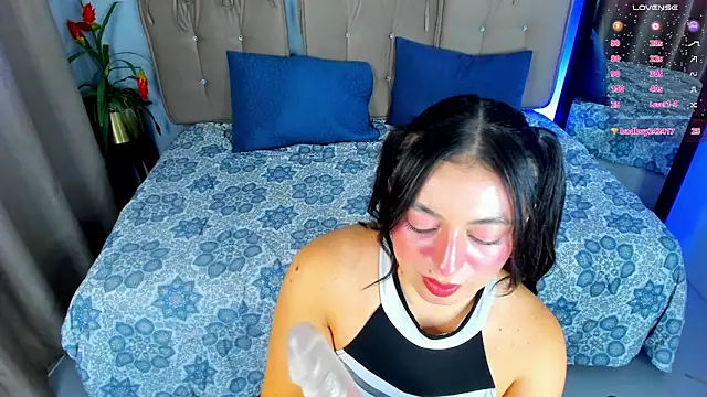 mia wills  online show from March 2026 05:34:02 PM