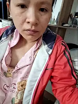 kieuqueen92 online show from February 2026 12:47:02 PM