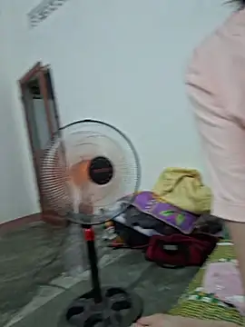 kieuqueen92 online show from March 2026 12:29:01 PM