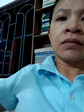 kieuqueen92 online show from March 2026 01:28:01 PM