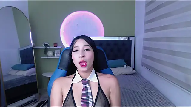 ivvoncute online show from May 2026 01:44:01 AM