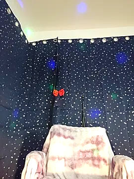 Sexymilf6992 online show from March 2026 04:01:01 PM