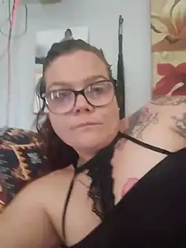 Snapshot of Sexymilf6992 chatting on June 2026 09:52:02 PM Sexymilf6992 online show from June 2026 09:52:02 PM