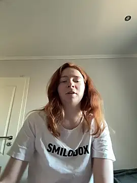 Snapshot of HoneyBunny18 chatting on February 2026 02:16:02 PM HoneyBunny18 online show from February 2026 02:16:02 PM