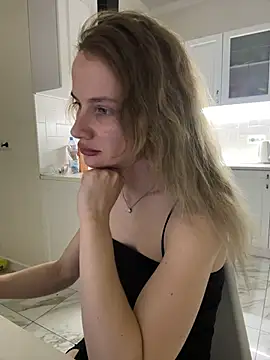 AinyrVixxen online show from March 2026 10:42:01 PM