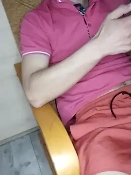 AndrewXSkyp online show from February 2026 07:15:01 PM