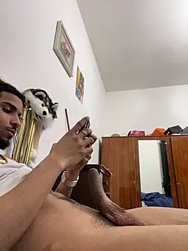 Snapshot of la_popoluard0 chatting on February 2026 08:21:01 PM la popoluard0 online show from February 2026 08:21:01 PM