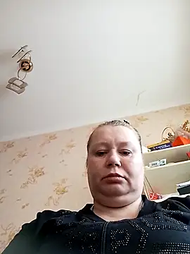 KiraStanton online show from April 2026 12:49:01 PM