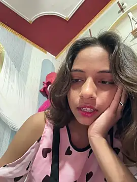 Snapshot of its_anuuu chatting on February 2026 05:05:02 AM its anuuu online show from February 2026 05:05:02 AM