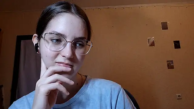 Snapshot of Katelemon chatting on May 2026 02:24:02 PM Katelemon online show from May 2026 02:24:02 PM