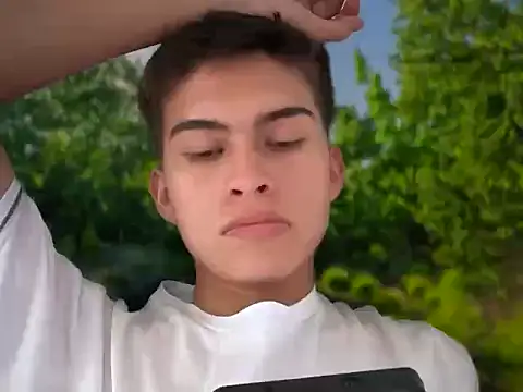 Snapshot of bbluchito chatting on February 2026 06:09:01 PM bbluchito online show from February 2026 06:09:01 PM