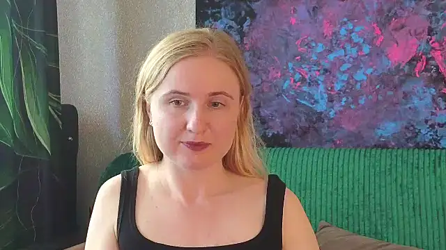 Snapshot of Lanavi_Smile chatting on June 2026 06:07:01 AM Lanavi Smile online show from June 2026 06:07:01 AM