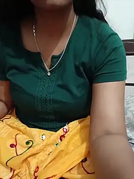 Queenlipx online show from March 2026 04:03:02 PM