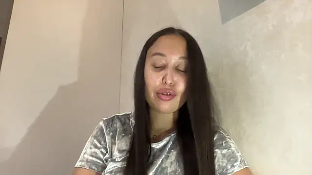 Dana 005 online show from March 2026 07:57:02 PM