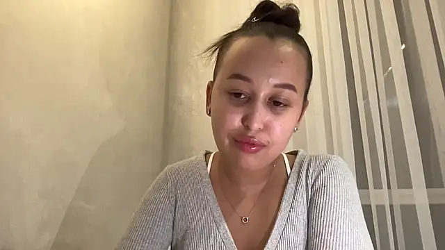 Dana 005 online show from June 2026 09:13:01 PM