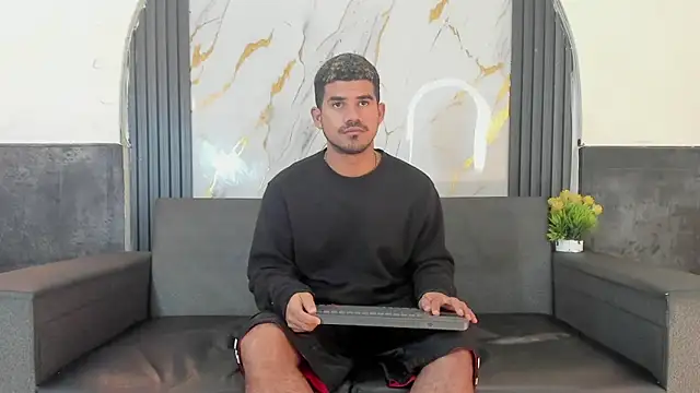 Latins on fire online show from April 2026 11:25:01 AM