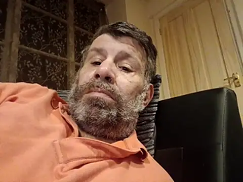 Snapshot of stud2512 chatting on April 2026 08:09:02 PM stud2512 online show from April 2026 08:09:02 PM