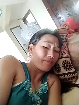 lris-Beauty77 online show from April 2026 07:14:01 AM