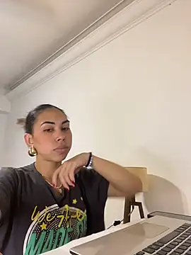 Snapshot of jessens146 chatting on March 2026 03:01:02 AM jessens146 online show from March 2026 03:01:02 AM