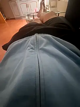 paulucio8 online show from February 2026 11:09:02 AM