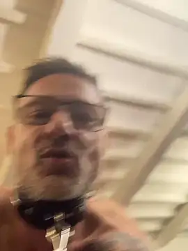 Snapshot of YONIYOGA chatting on March 2026 07:11:01 PM YONIYOGA online show from March 2026 07:11:01 PM