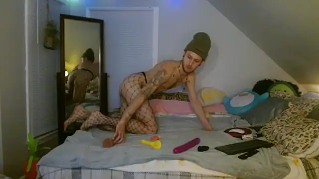 Snapshot of SPICY_KITTY69 chatting on March 2026 01:01:02 AM SPICY KITTY69 online show from March 2026 01:01:02 AM