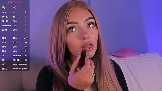 Snapshot of NinaAngel6 chatting on March 2026 01:50:02 PM NinaAngel6 online show from March 2026 01:50:02 PM