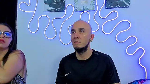 Snapshot of Cintya_n_Roger chatting on March 2026 03:30:01 AM Cintya n Roger online show from March 2026 03:30:01 AM