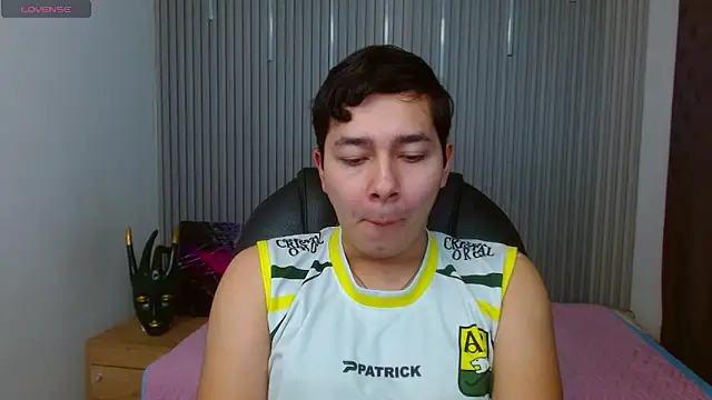 Julian Smith21 online show from April 2026 04:16:01 AM