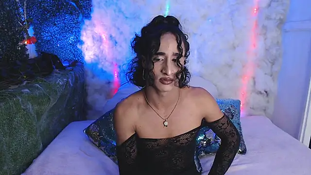 KatalinaForz online show from February 2026 06:28:01 PM