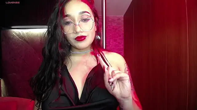 Aura cute  online show from March 2026 03:21:02 AM